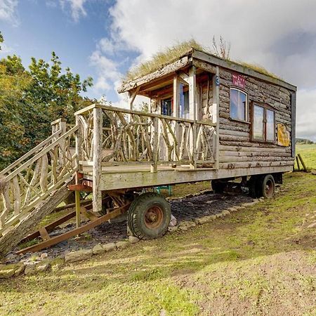 2X Double Bed - Glamping Wagon Dalby Forest Scarborough Buitenkant foto