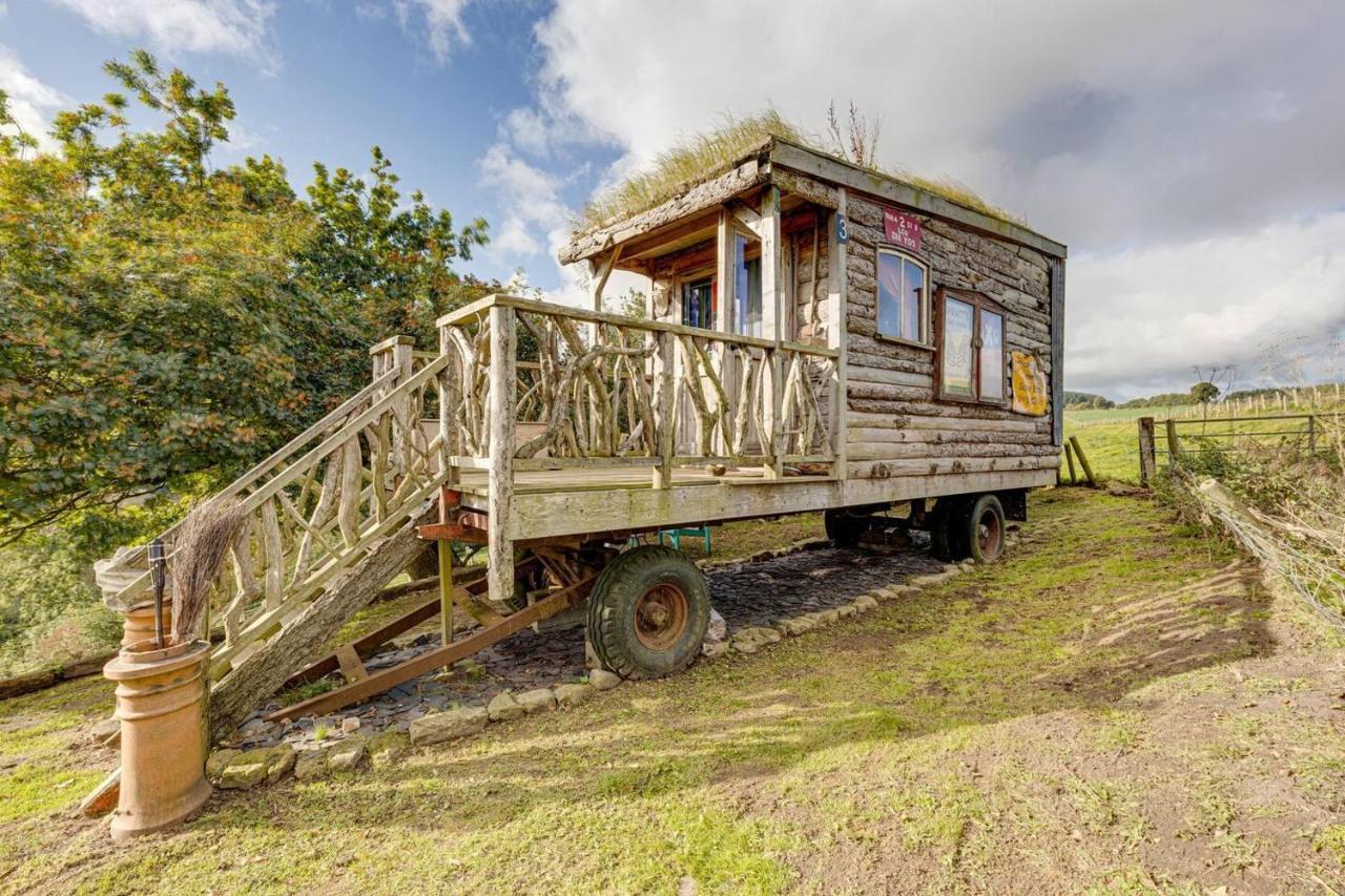 2X Double Bed - Glamping Wagon Dalby Forest Scarborough Buitenkant foto